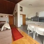 Apartment Penthouse With Sea View Makarska