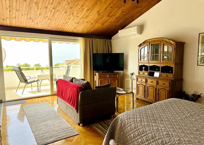 Apartman Penthouse With Sea View Makarska
