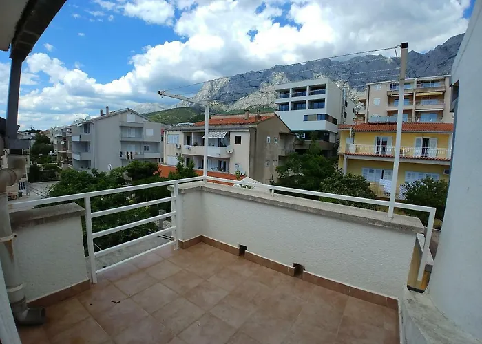 Penthouse With Sea View * Makarska